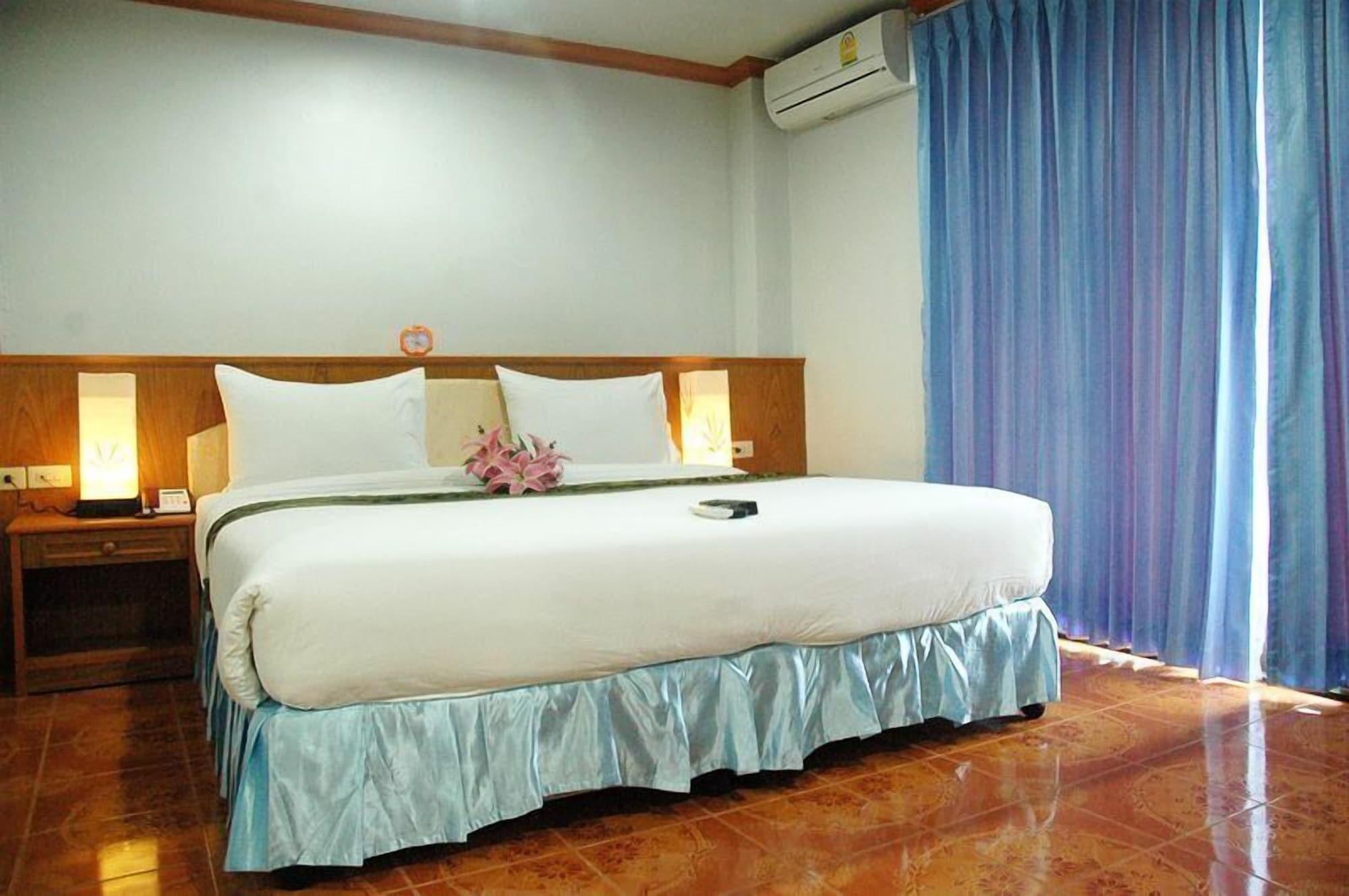 Lamai pensión Patong Exterior foto