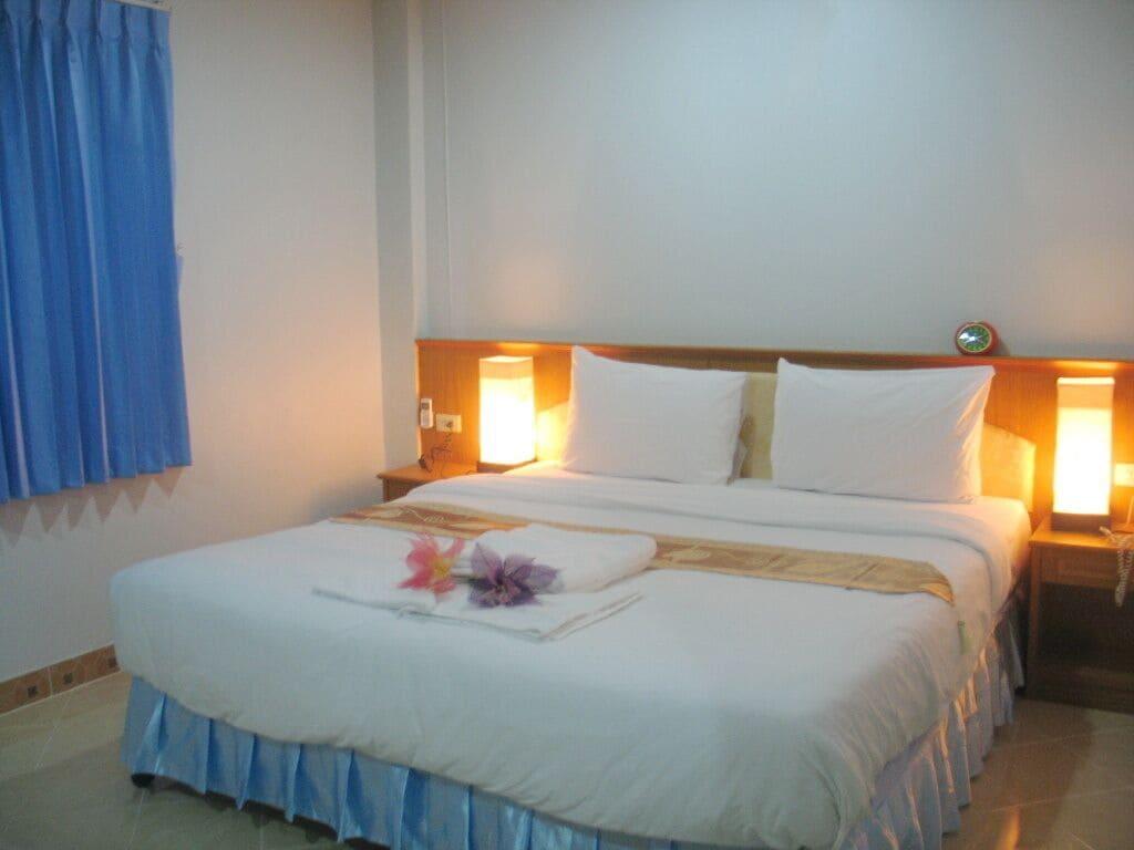 Lamai pensión Patong Exterior foto